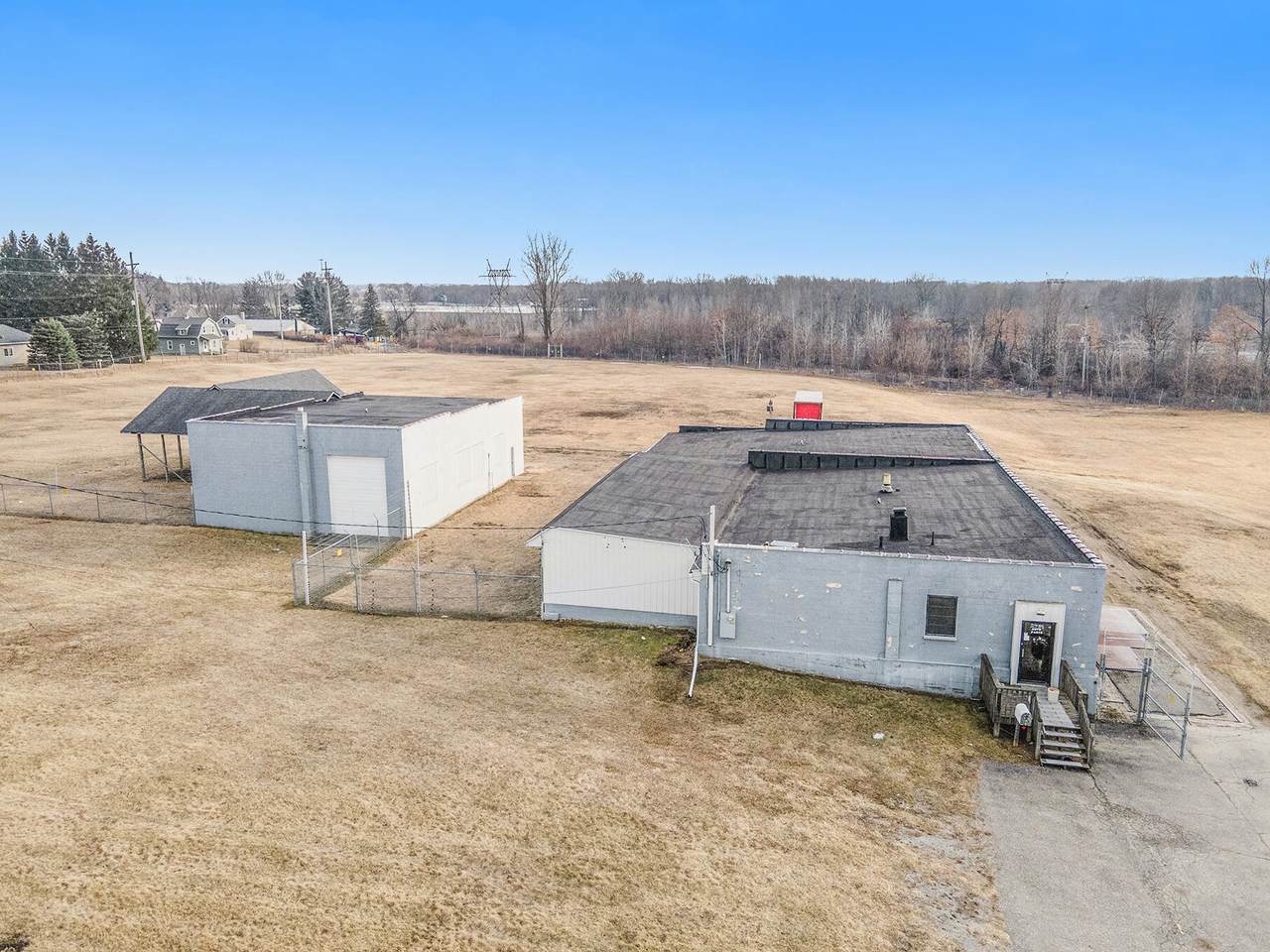 2735 Page Avenue - Photo 1