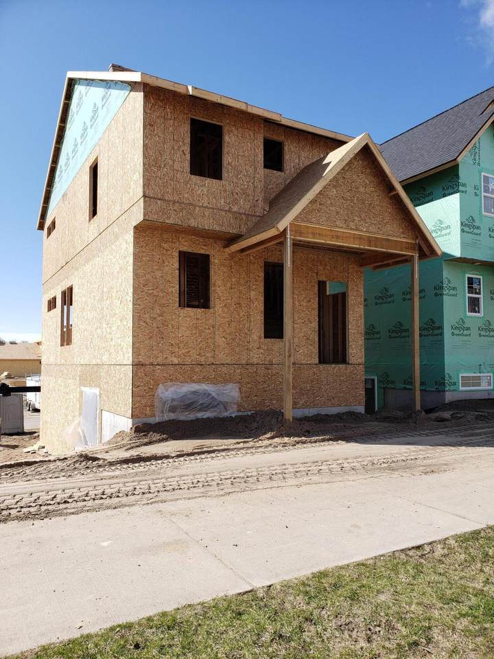 810 Lake Street - Photo 1