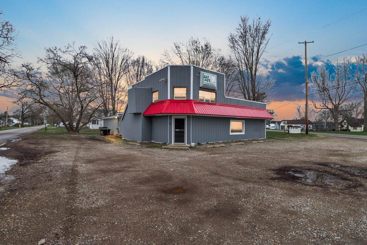500 Napoleon Road - Photo 1