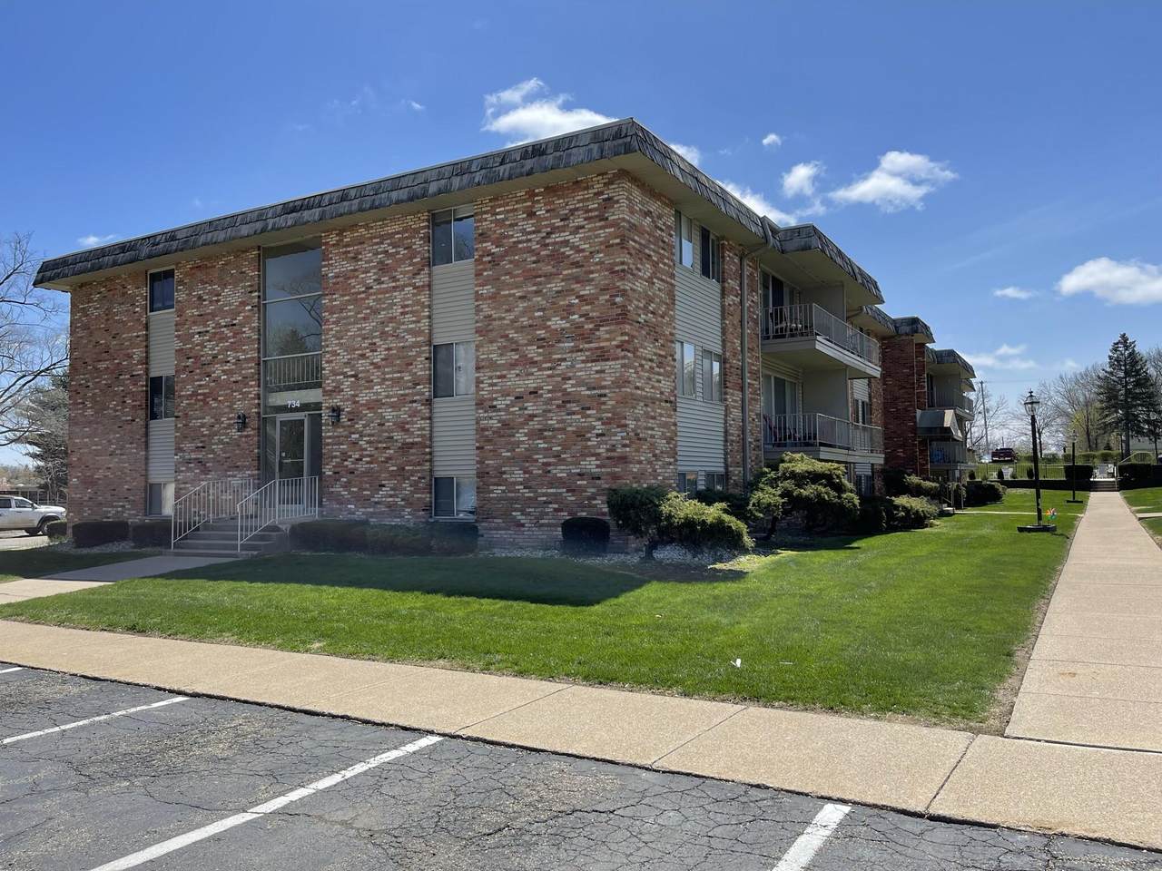 734 Kilgore Road - Photo 1