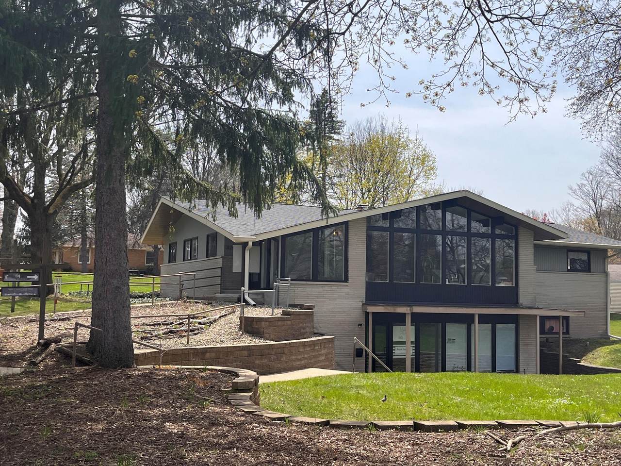 3125 Main Street - Photo 1