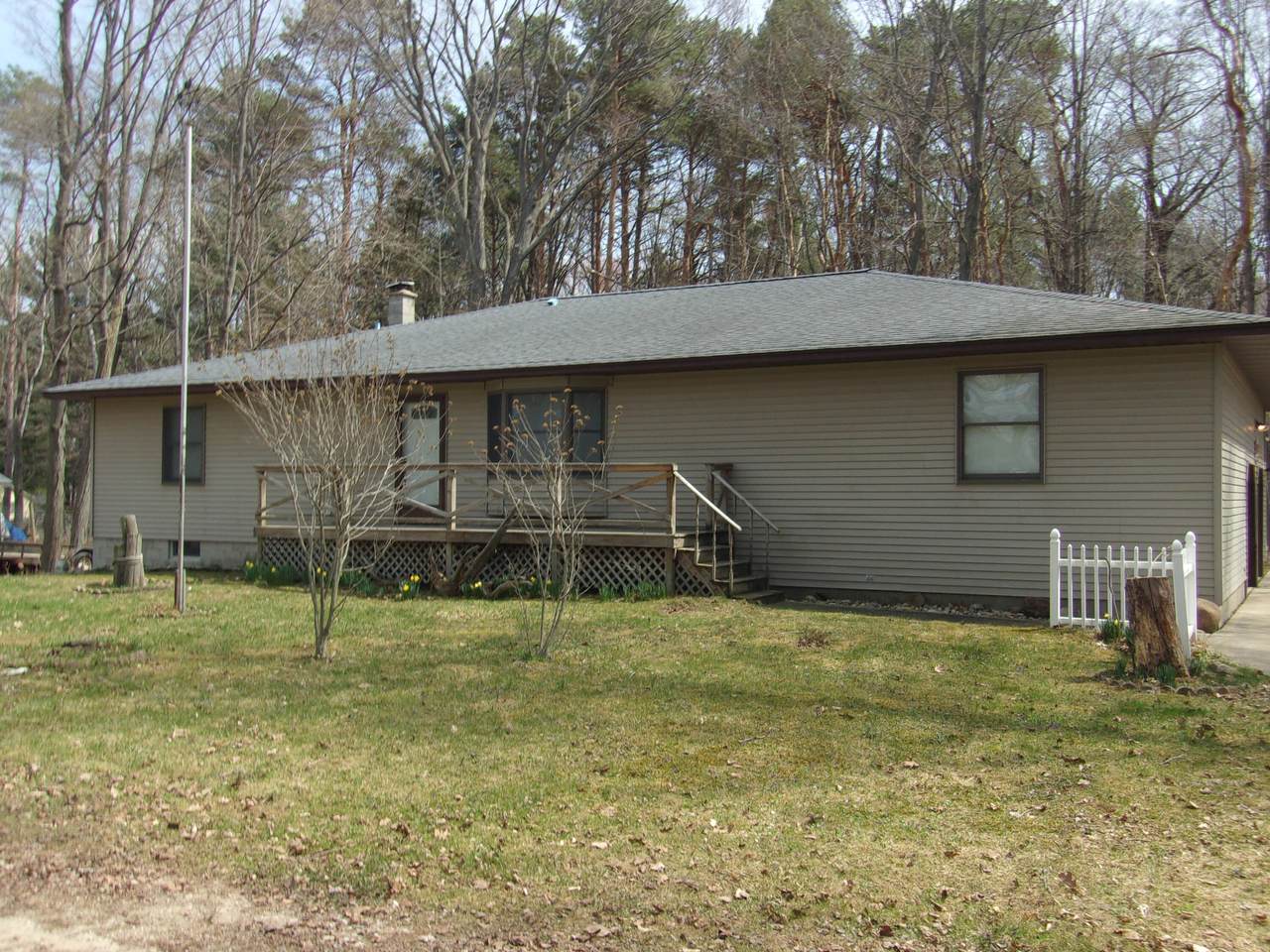 7575 Beneke Street - Photo 1