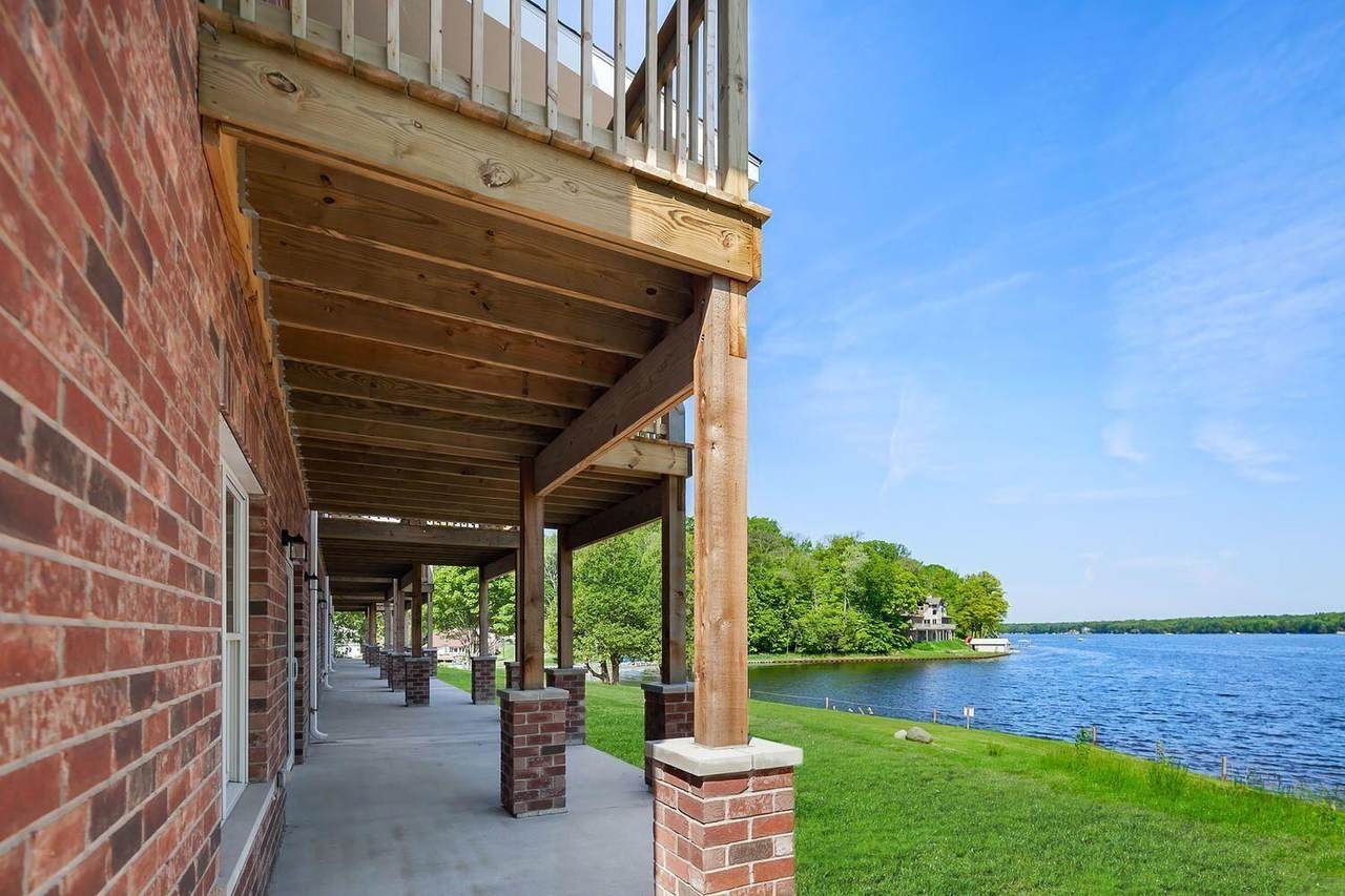 6044 Beaune Road - Photo 1