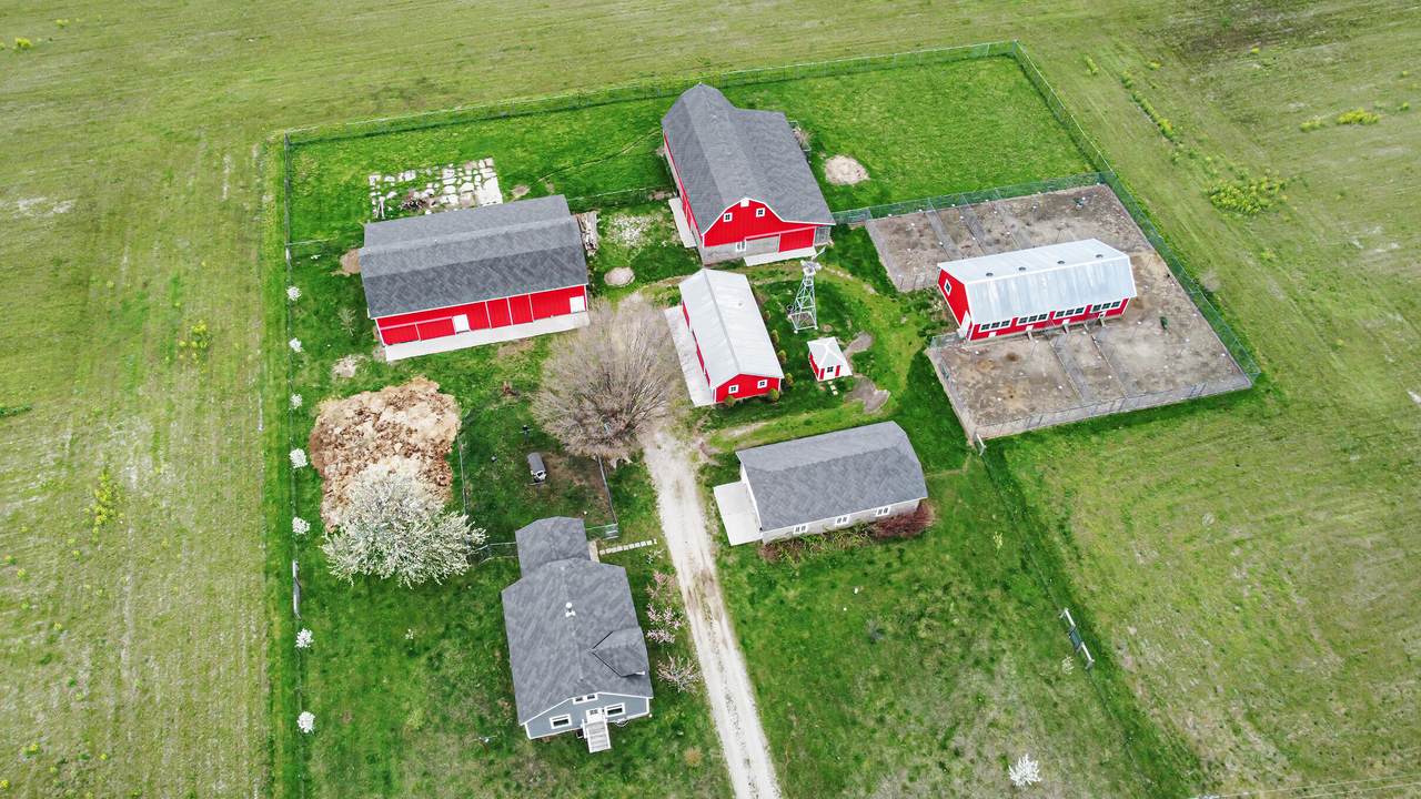 805 Tuttle Road - Photo 1