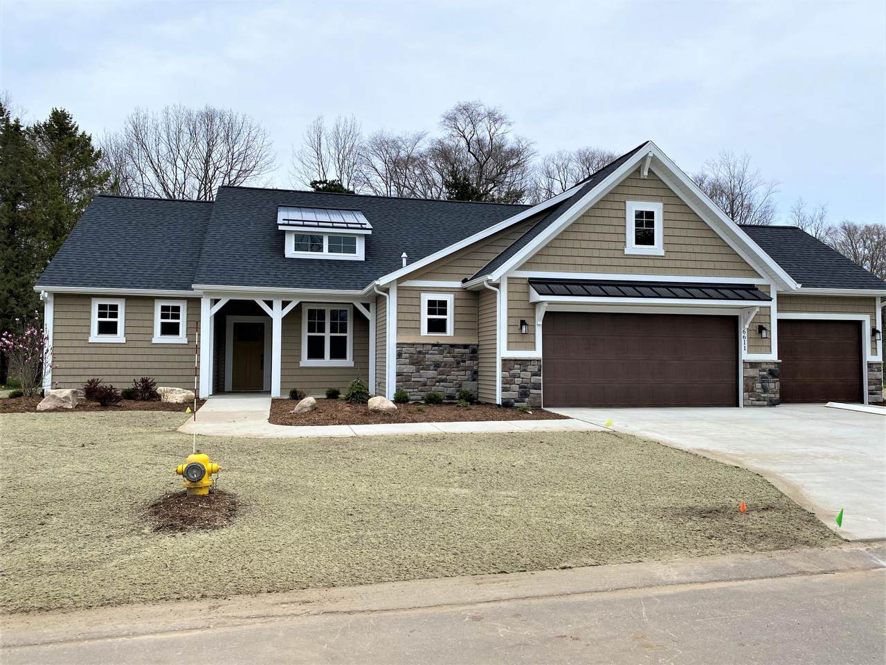 6611 Cottage Creek Lane - Photo 1