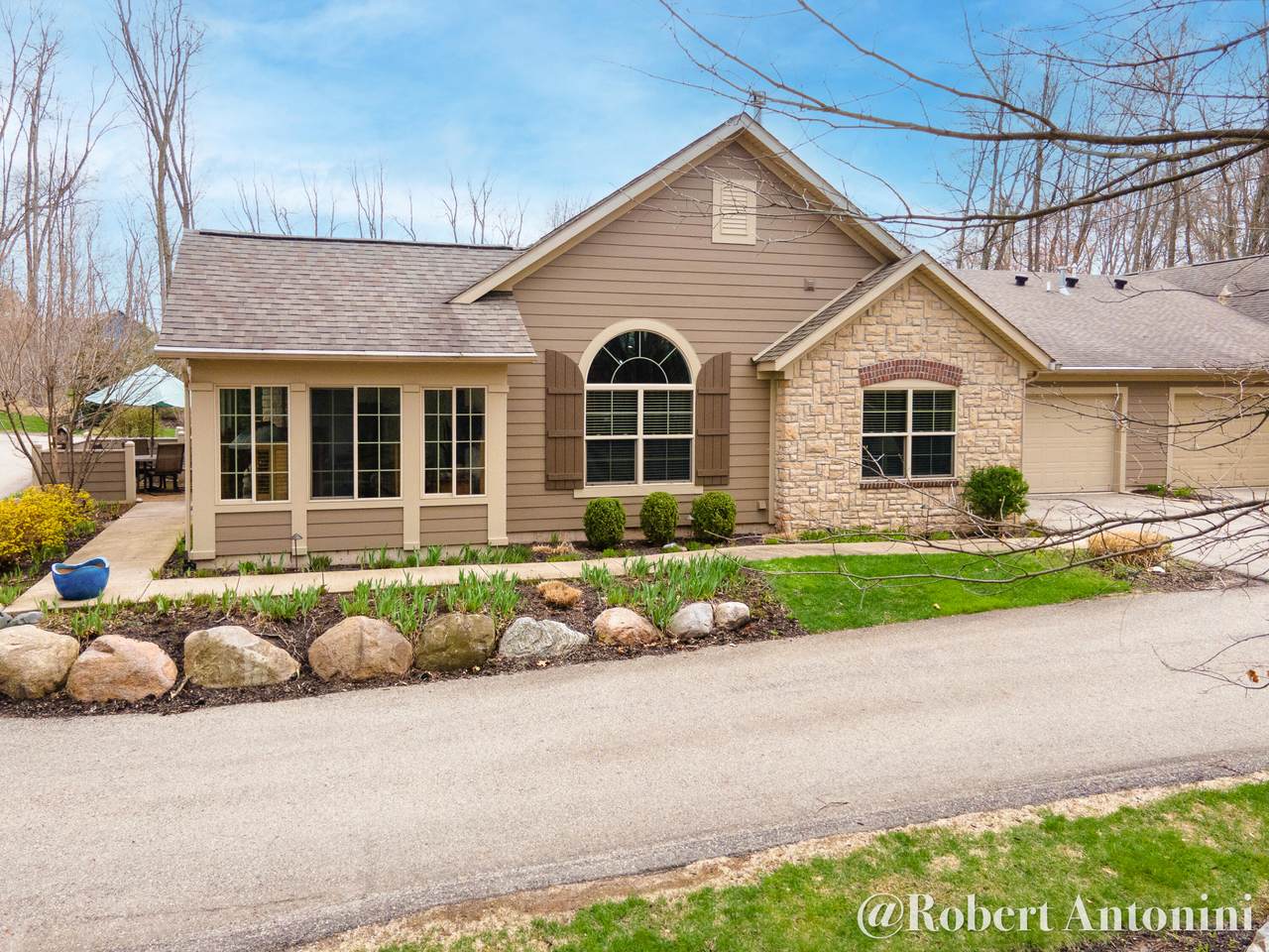 1029 Bridge Crest Drive - Photo 1
