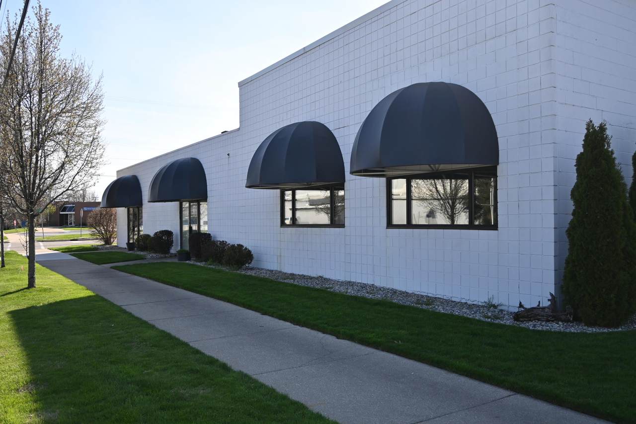 401 Pine Street - Photo 1