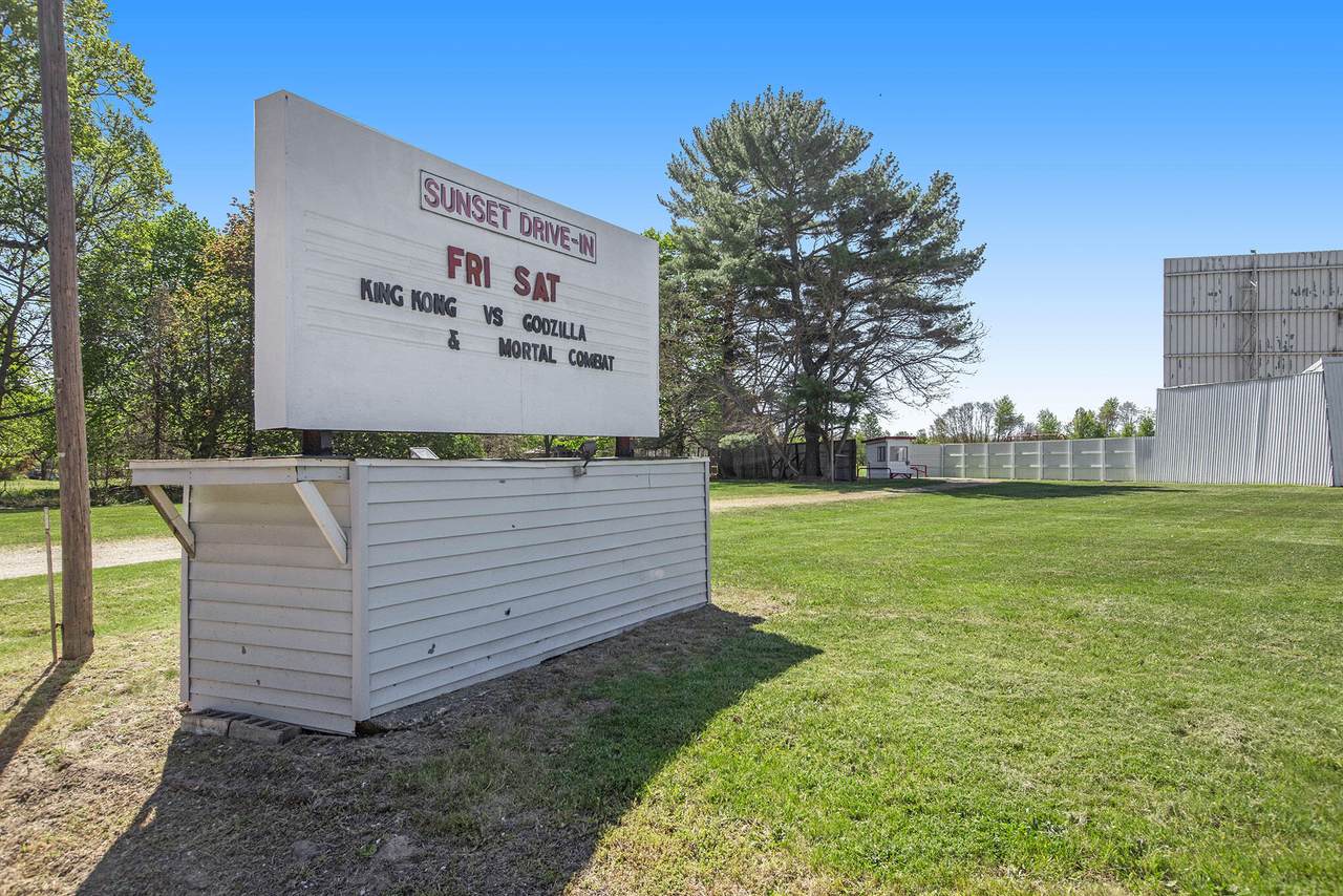 69107 Red Arrow Highway - Photo 1