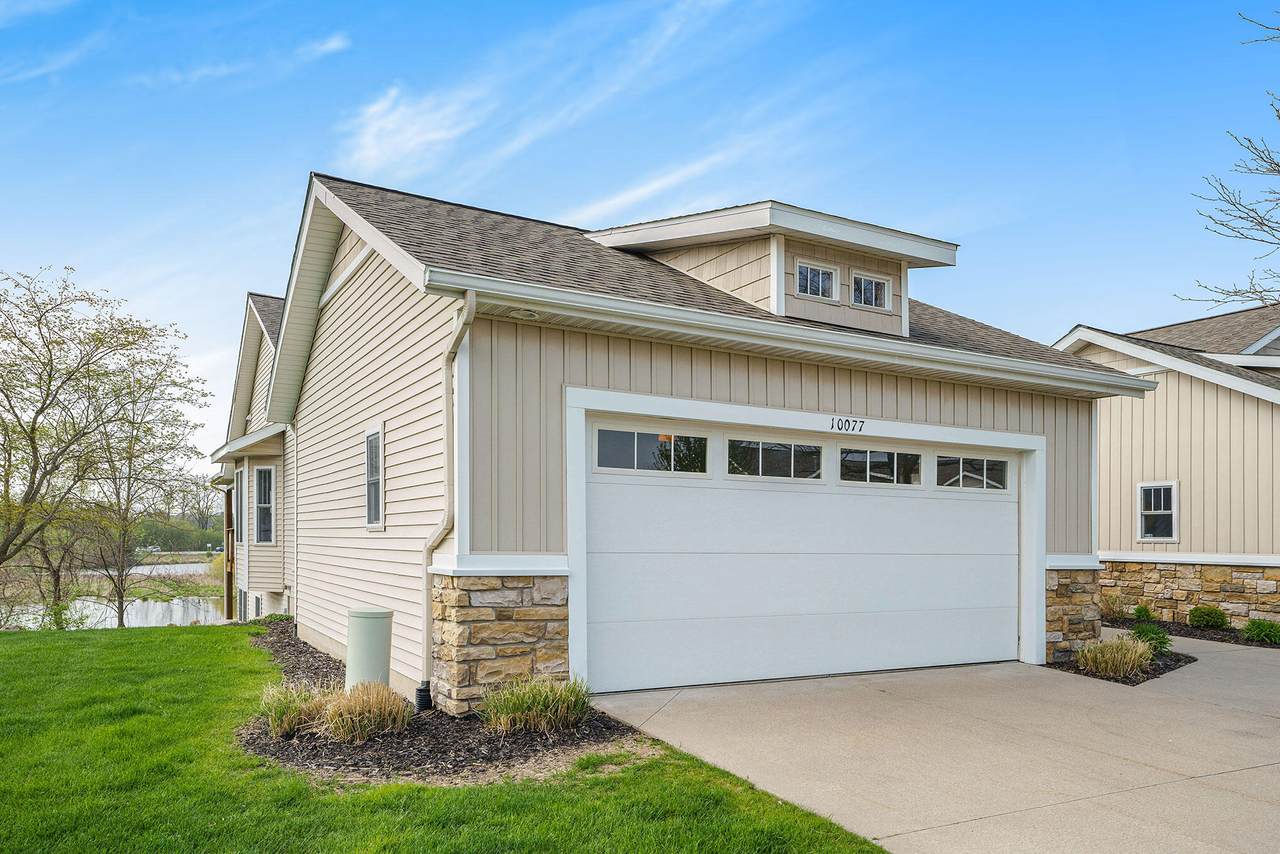 10077 Crossroad Circle - Photo 1