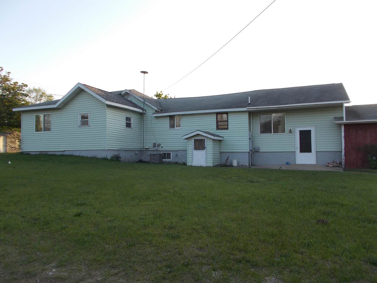 1107 Dryden Street - Photo 1