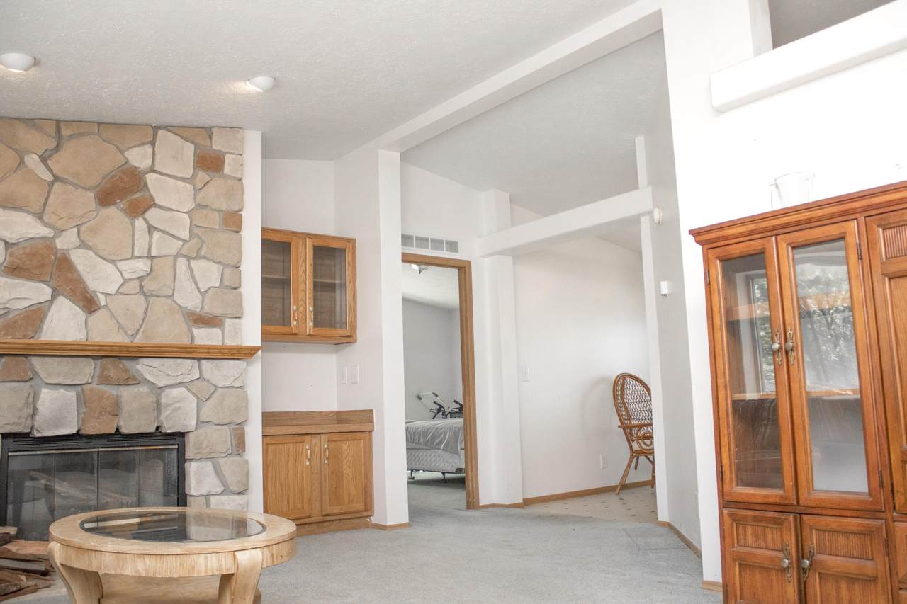 11802 9 Mile Road - Photo 1