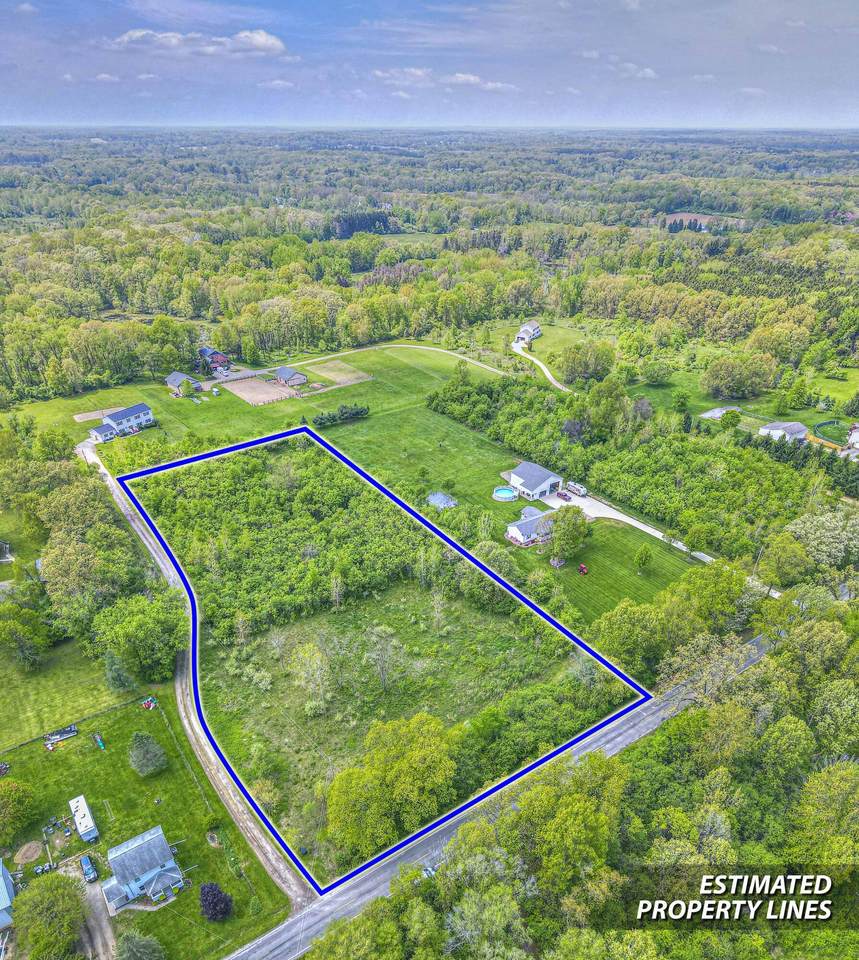 7318 Brown's Lake Road - Photo 1