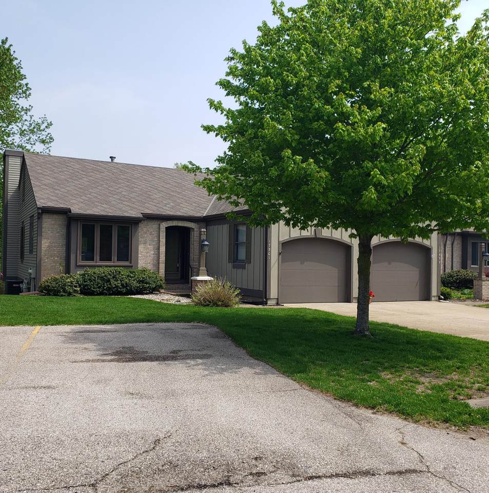 17501 Meadow Wood Road - Photo 1