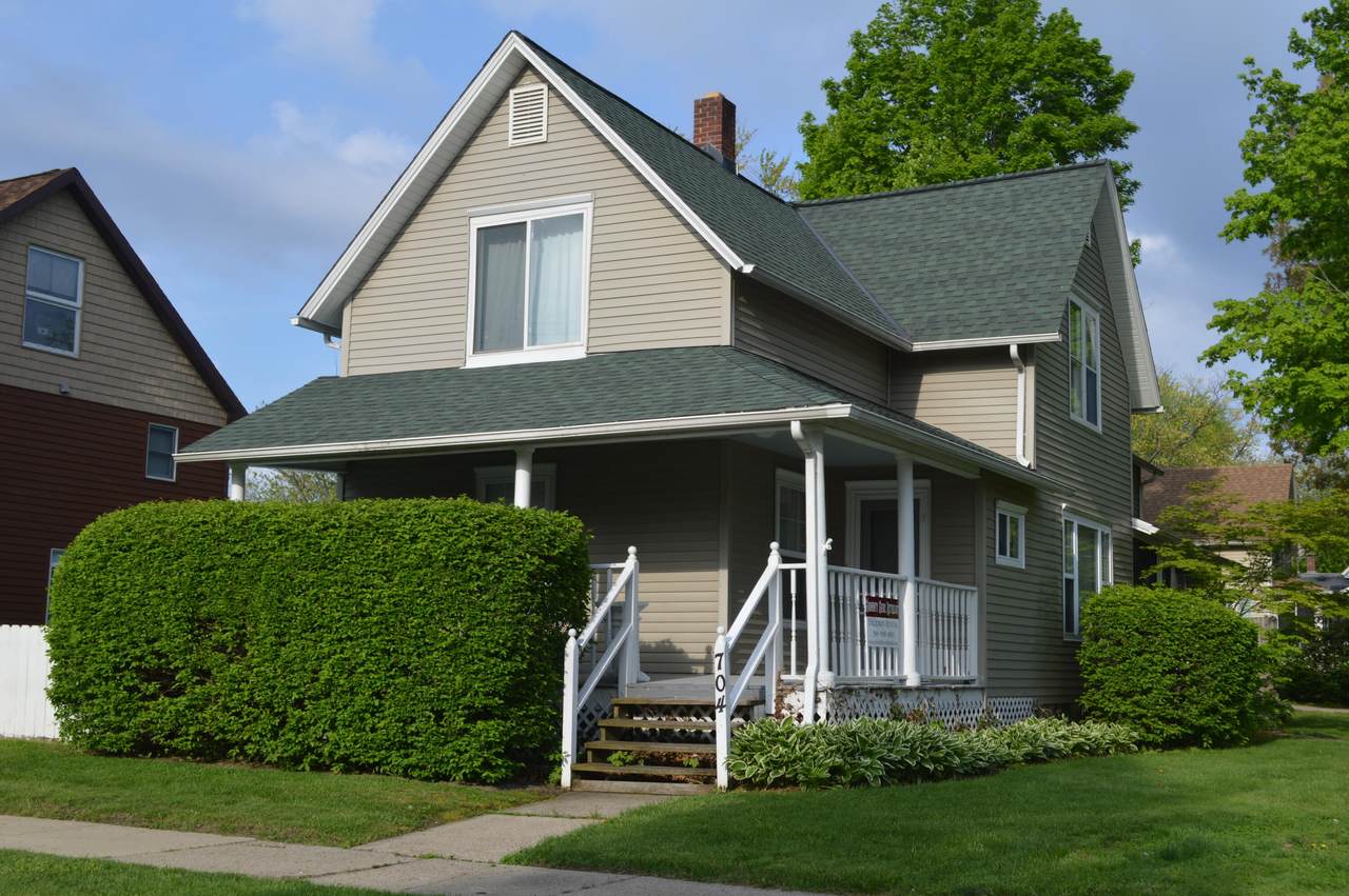 704 Kalamazoo Street - Photo 1