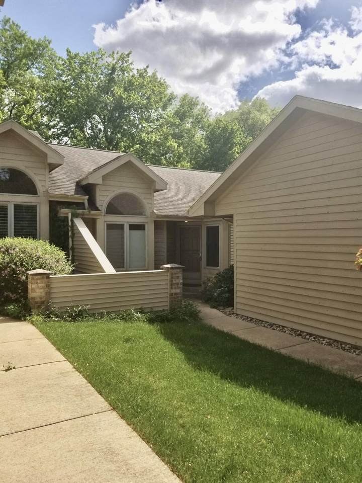 2250 Oakland Ridge Drive - Photo 1