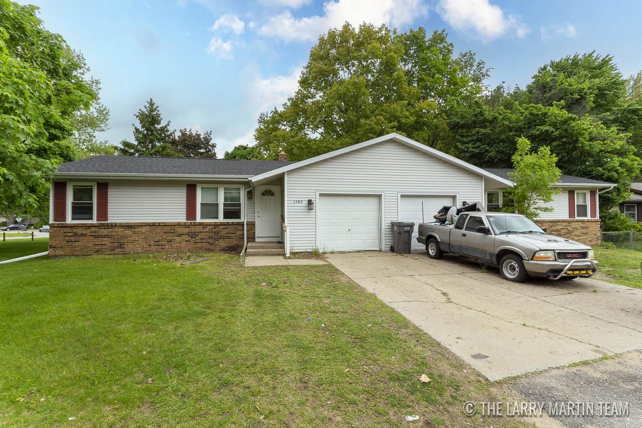 1345 Carriage Hill Drive - Photo 1
