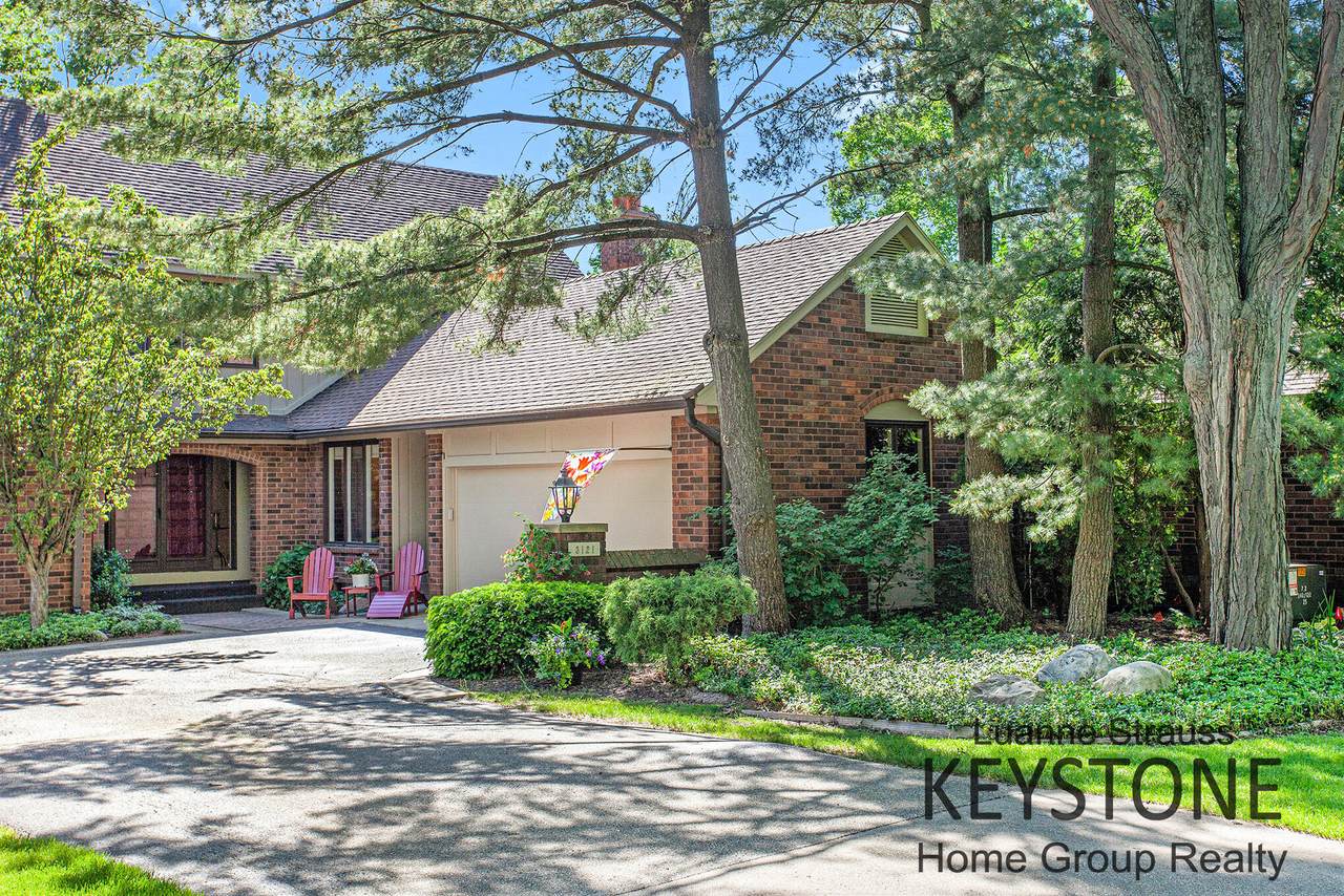 3121 Gatehouse Drive - Photo 1