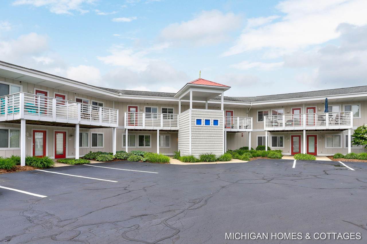 320 Blue Star Highway - Photo 1