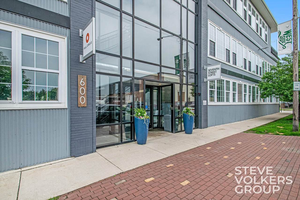 600 7th Street Nw - Photo 1