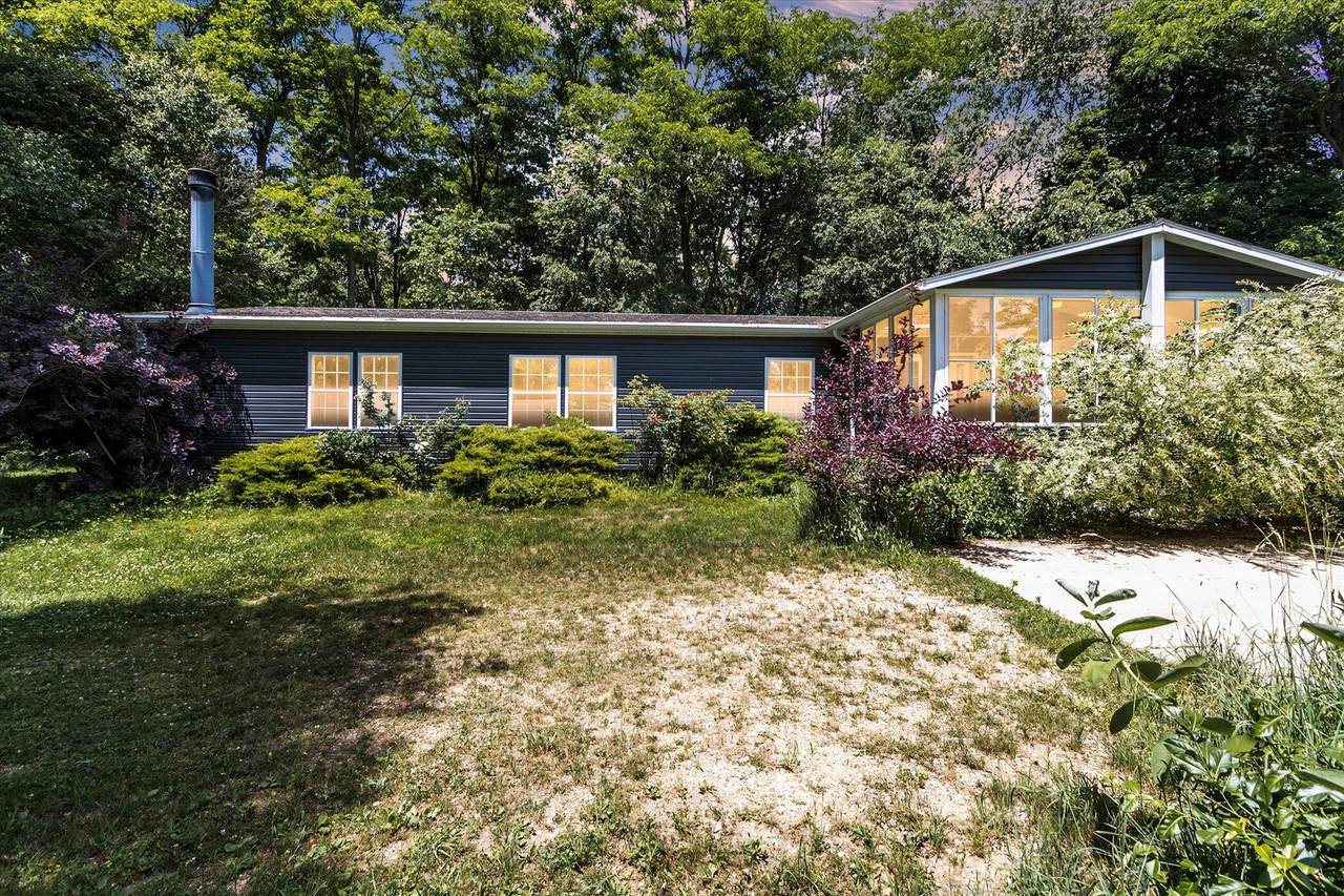 6010 Territorial Road - Photo 1