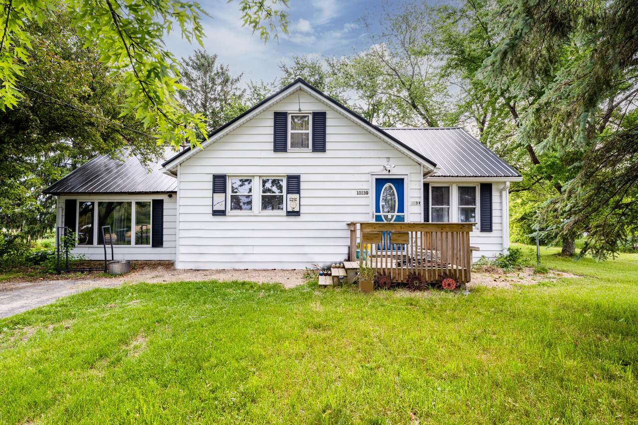 10139 Cleveland Avenue - Photo 1