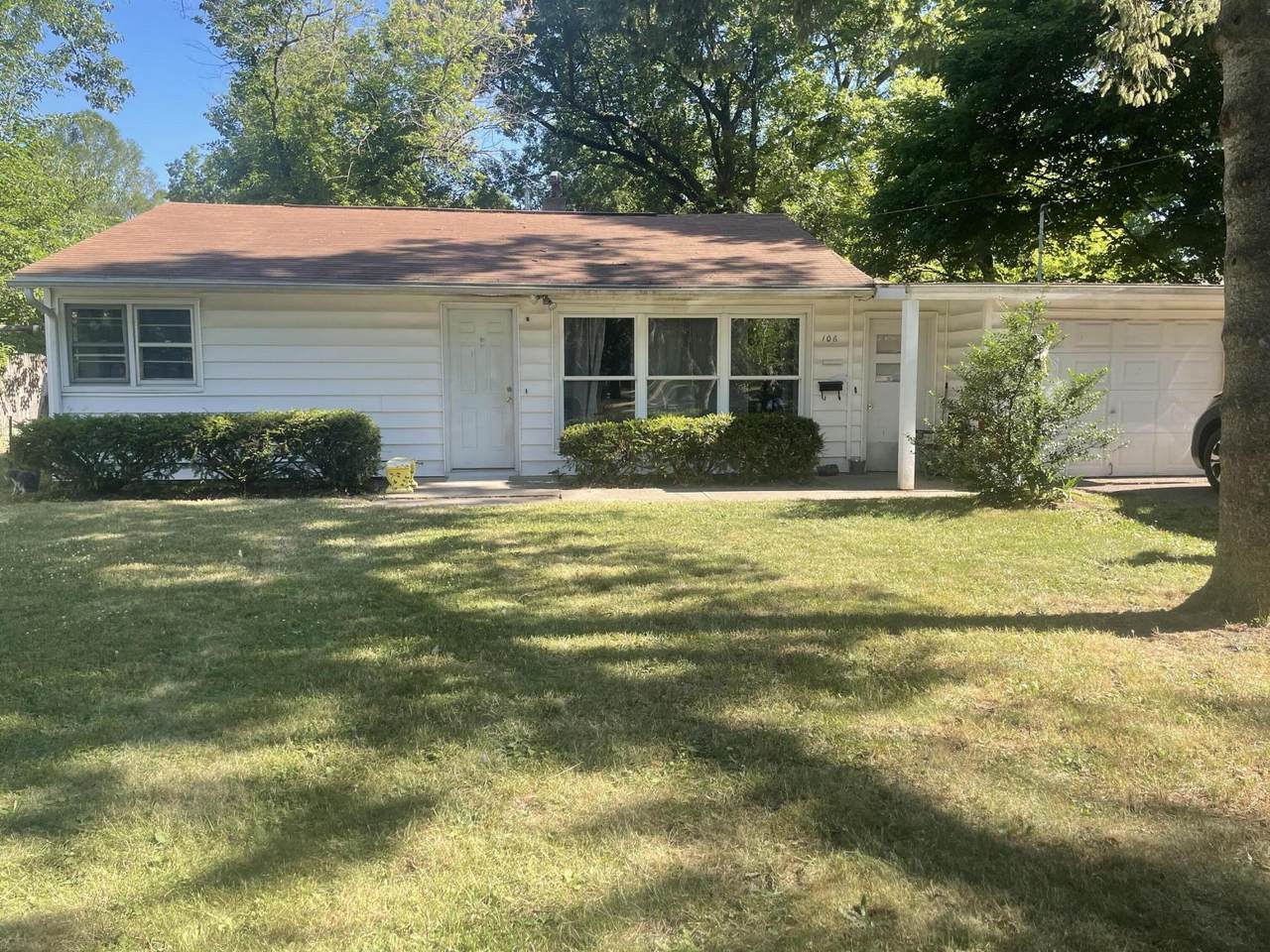 106 3rd Avenue - Photo 1