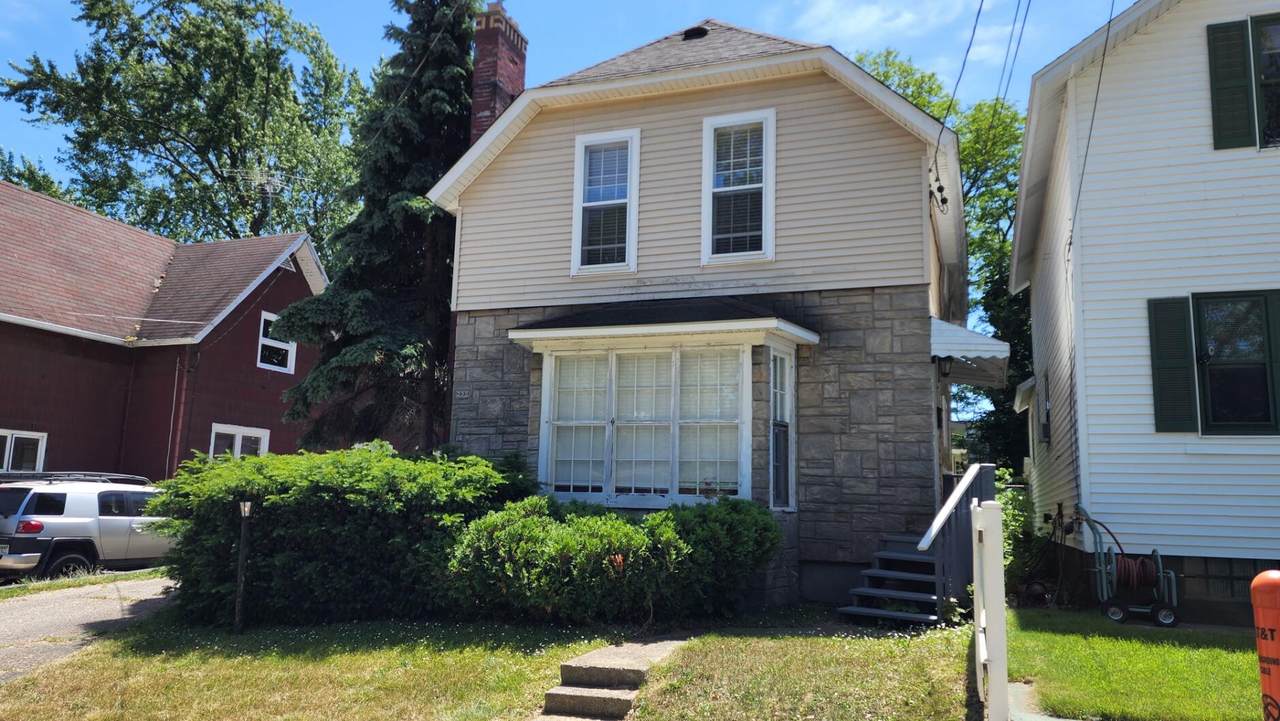 275 5th Avenue - Photo 1