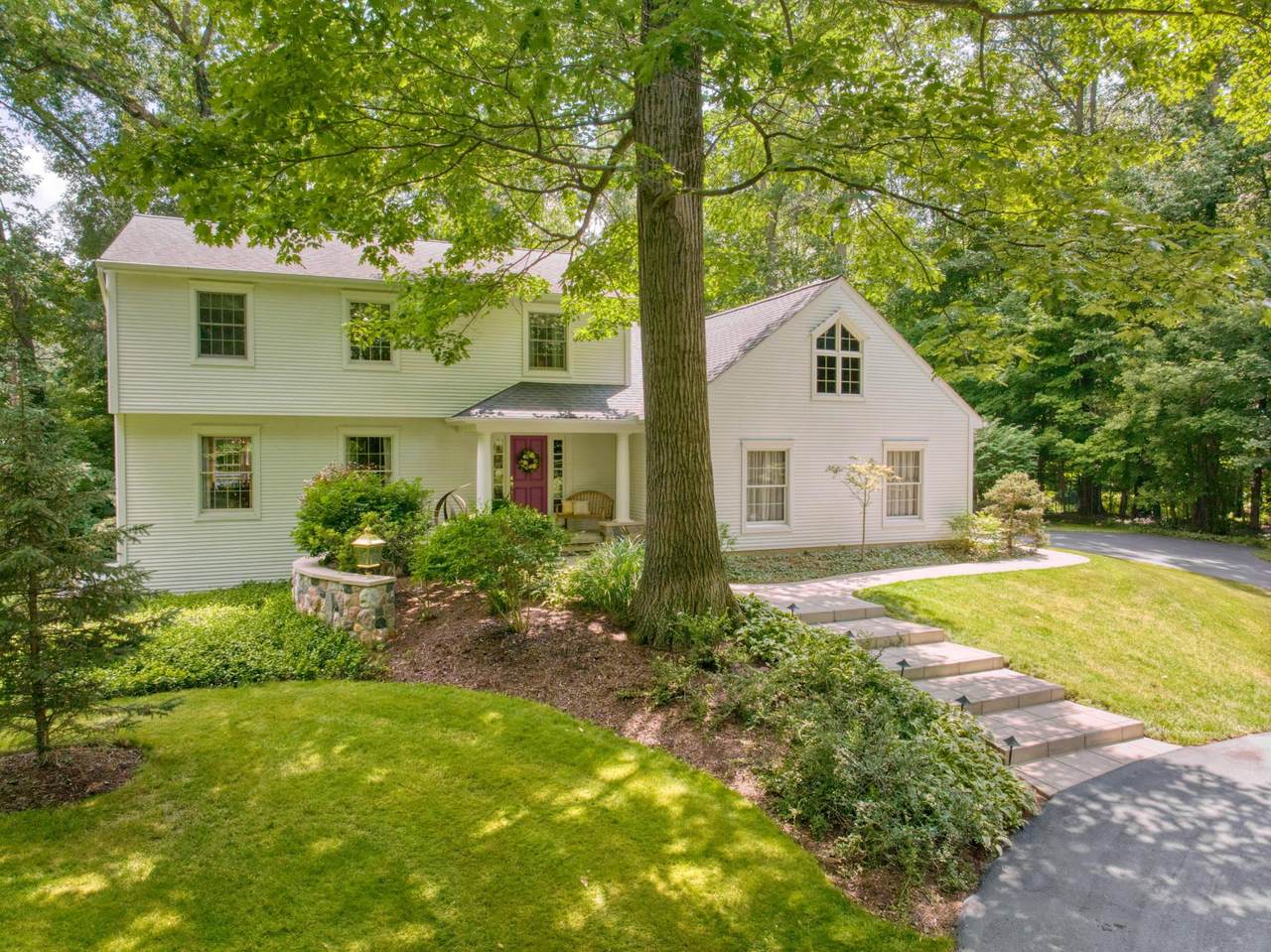 4027 Vrooman Road - Photo 1