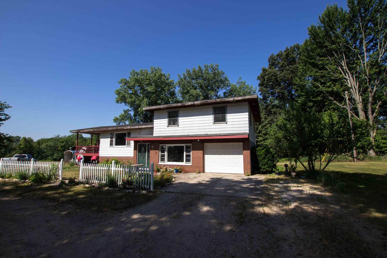 28473 Downey Street - Photo 1