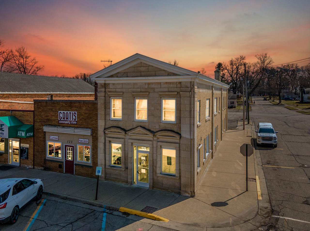125 Main Street - Photo 1