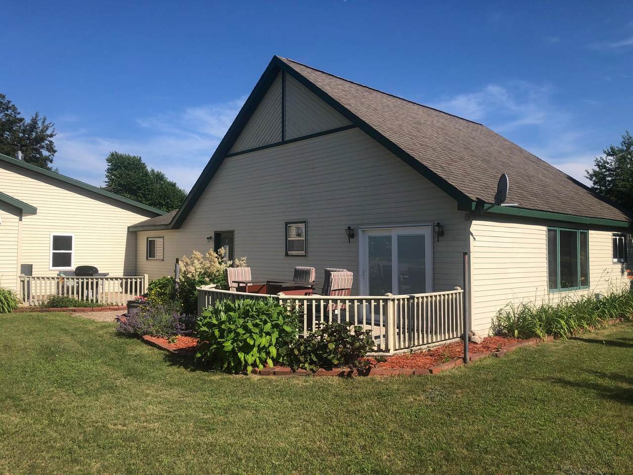 6587 Shore Drive - Photo 1