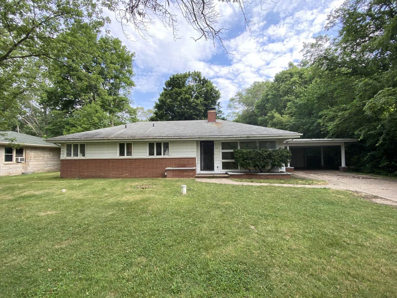 157 Bradford Road - Photo 1