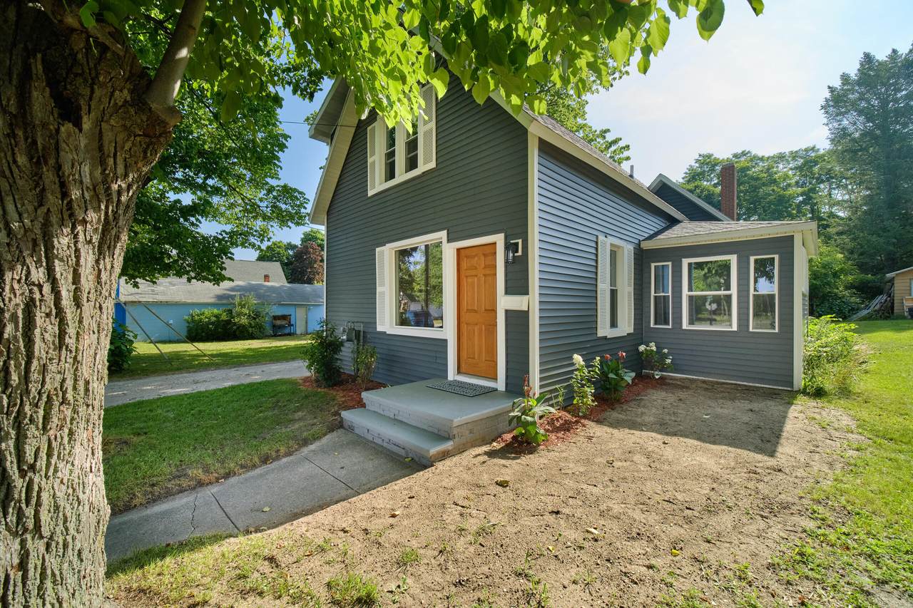 2307 Nelson Street - Photo 1