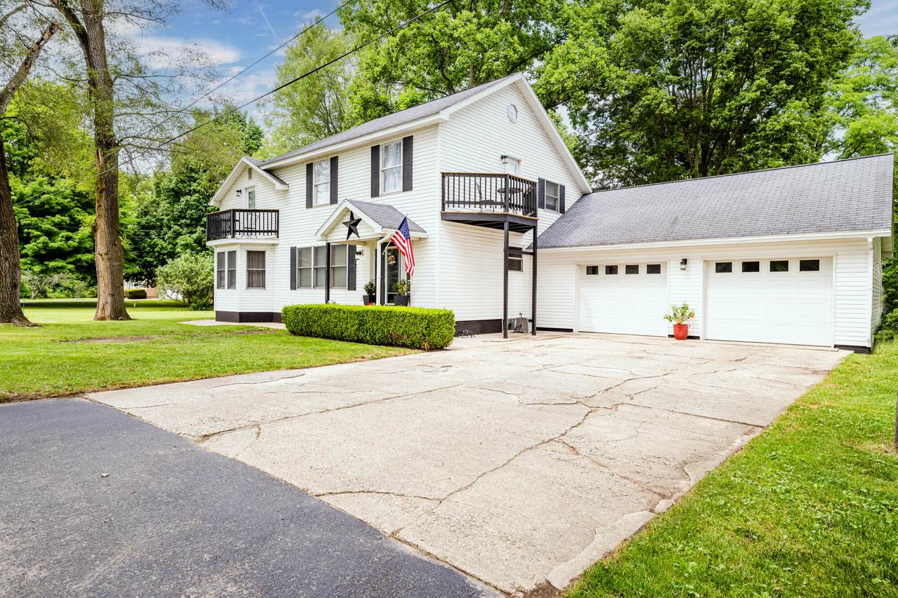 5177 Becht Road - Photo 1