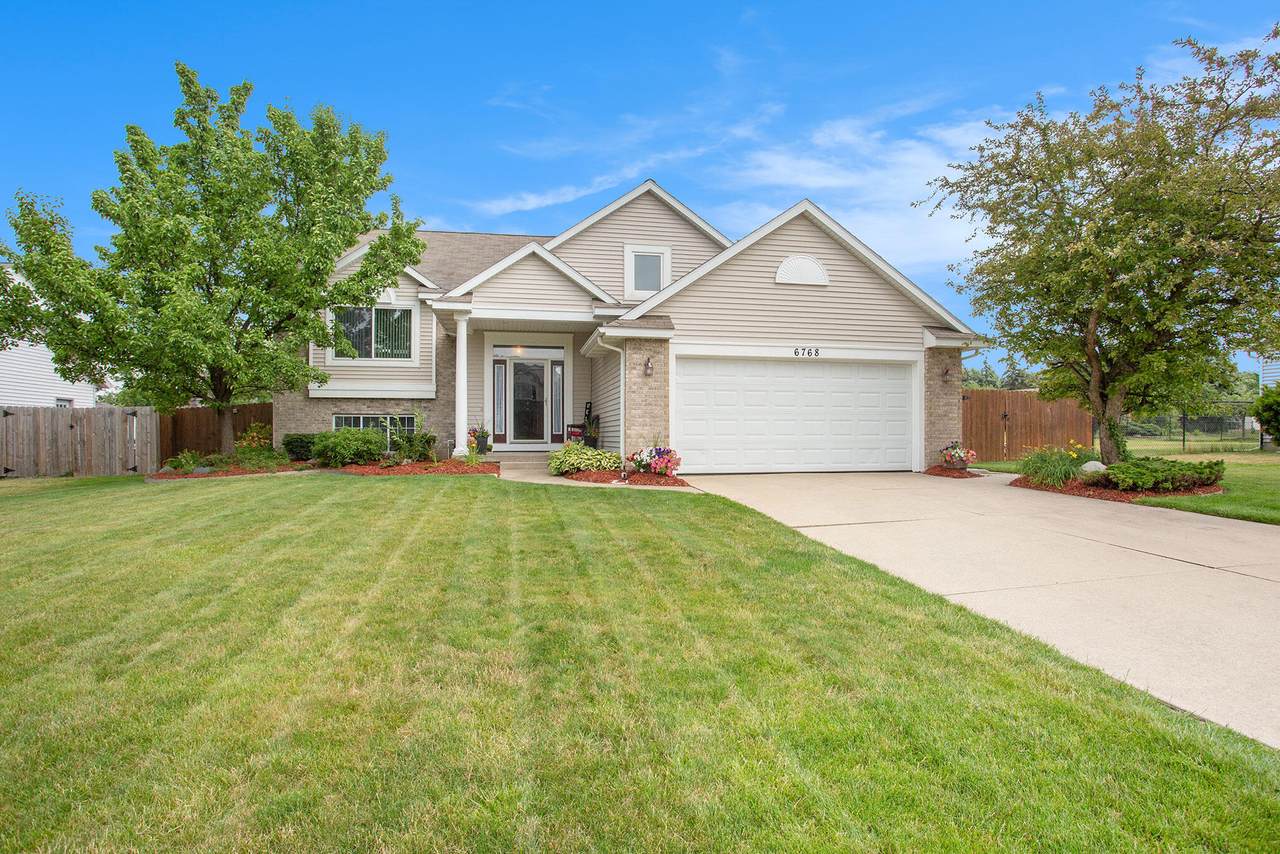 6768 Hartman Drive - Photo 1