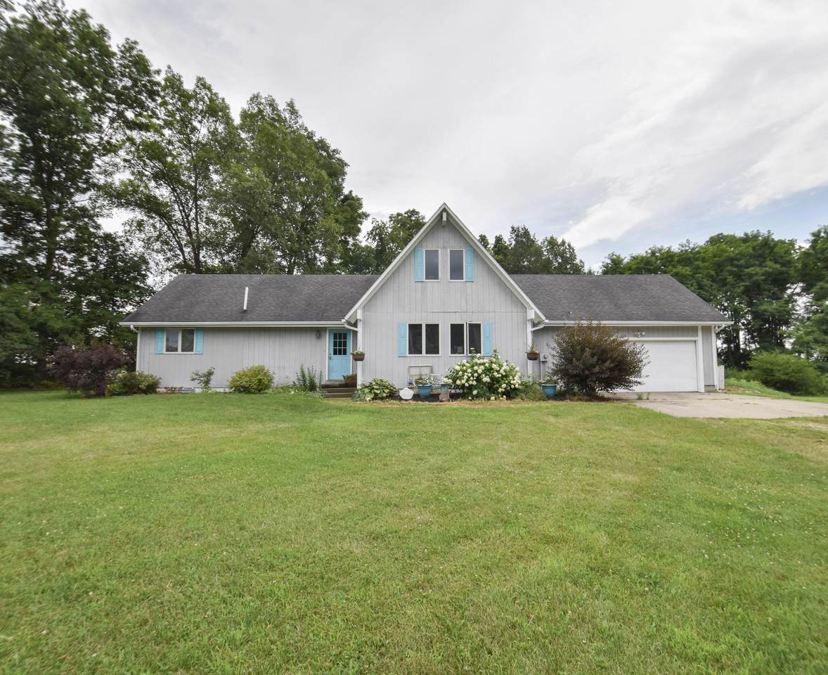 1161 Robinson Road - Photo 1