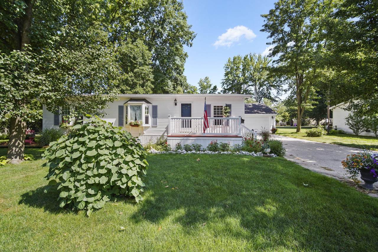 7974 Ivan Drive - Photo 1