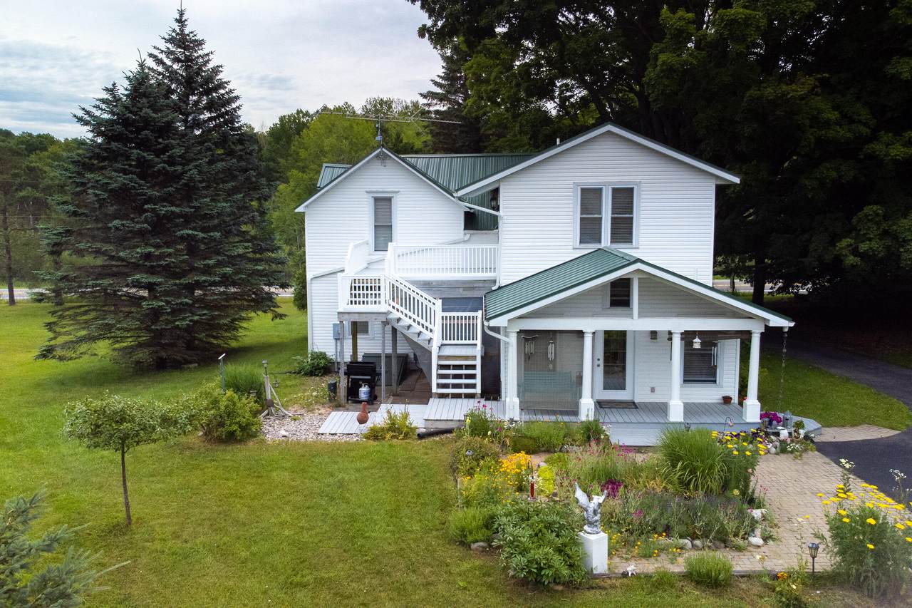 6658 Orchard Highway - Photo 1