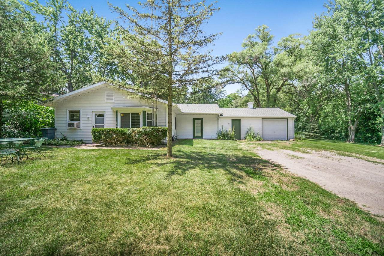 4342 Anthony Drive - Photo 1