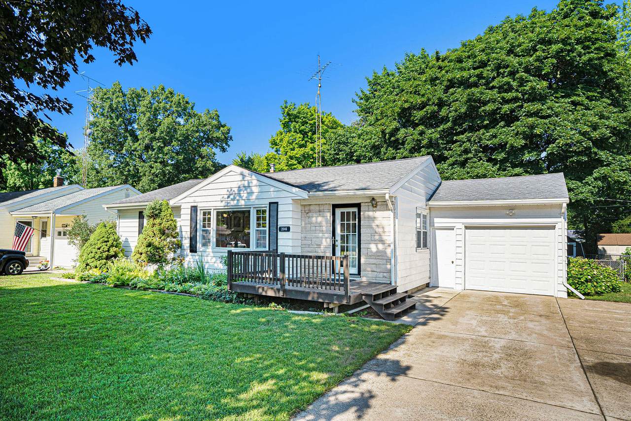 2046 Gerald Street - Photo 1