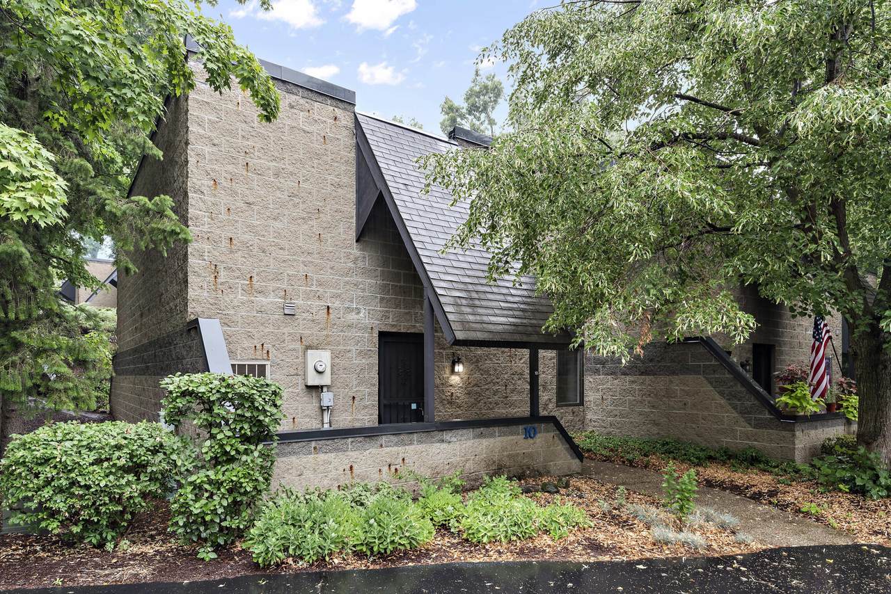 10 Karwick Glen Drive - Photo 1
