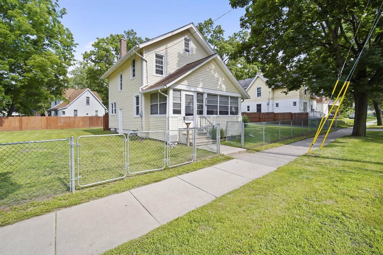 713 Steward Avenue - Photo 1