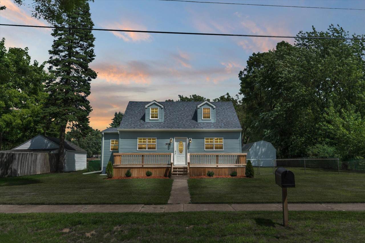 937 Varden Drive - Photo 1
