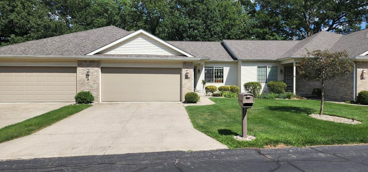 4394 Idlewood Drive - Photo 1