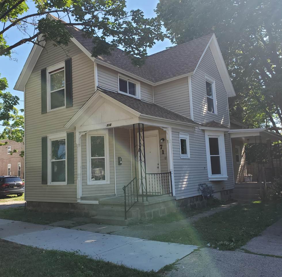 710 Mc Reynolds Avenue - Photo 1