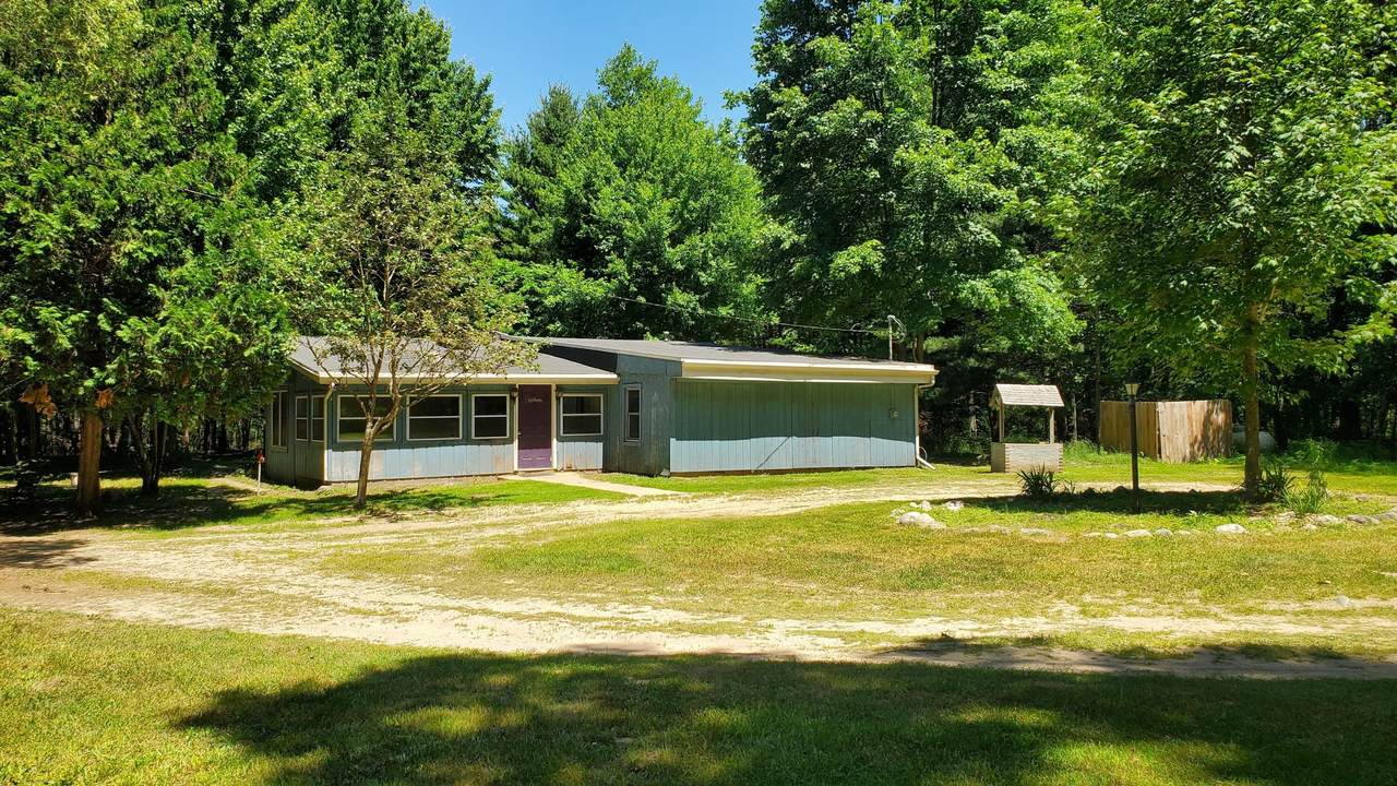 9268 Deer Valley Drive - Photo 1