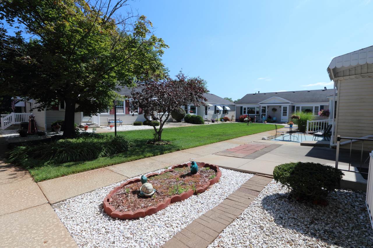 897 Village Lane - Photo 1