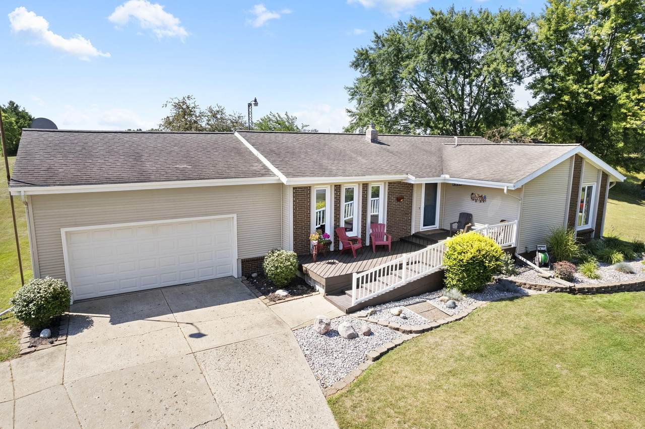16397 Cement City Road - Photo 1
