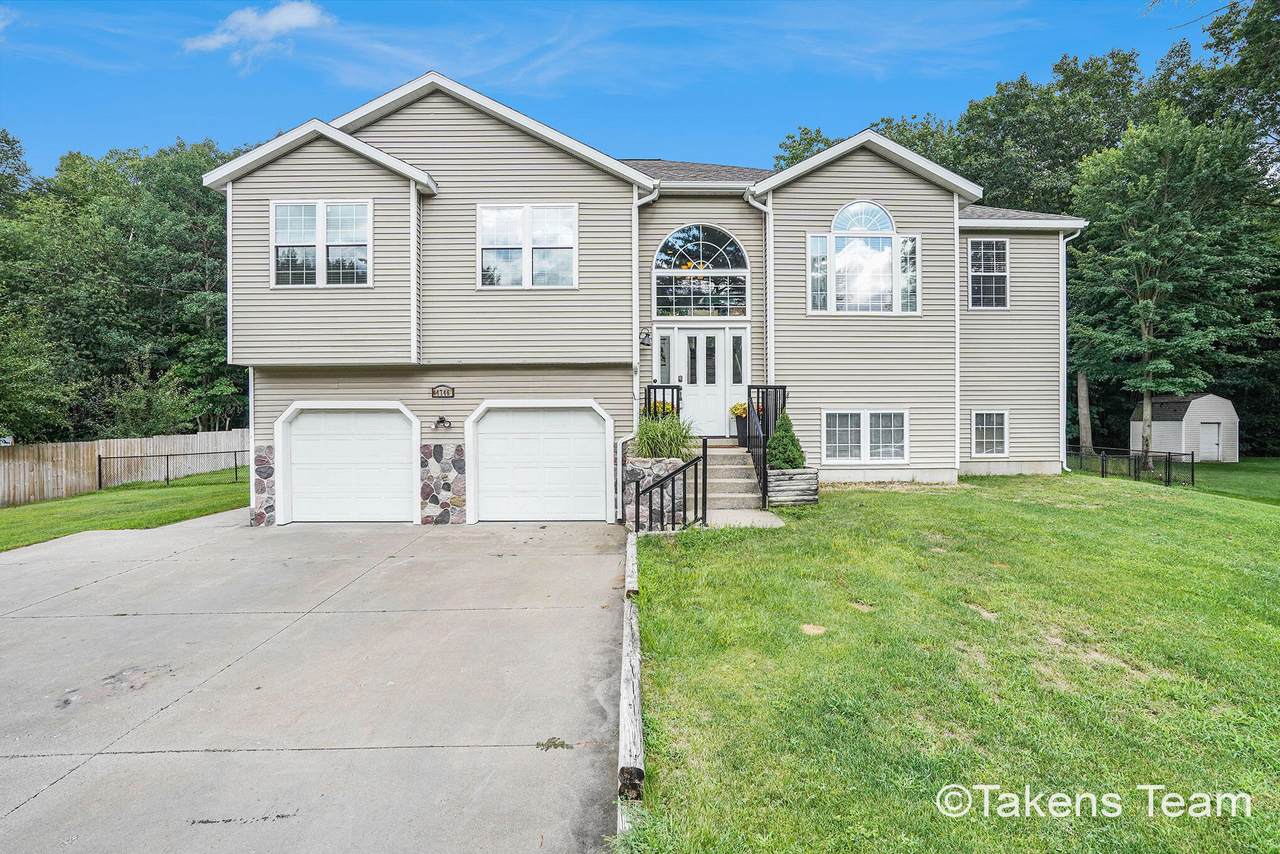 4746 Wilfred Street - Photo 1