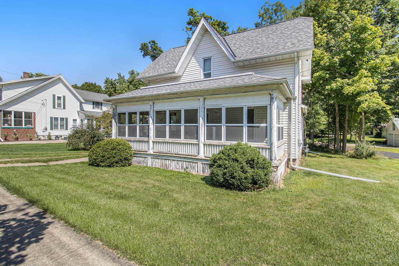 410 Hanover Street - Photo 1